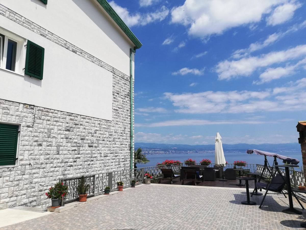 Villa Allegra Lovran Exteriör bild
